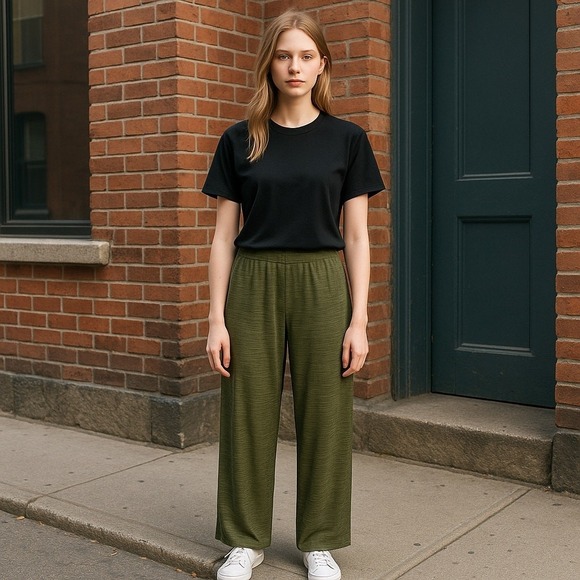 All In Motion Wide Leg‎ Pull-On Pants Athleisure Minimalist Stretchy Women's L - Picture 1 of 7